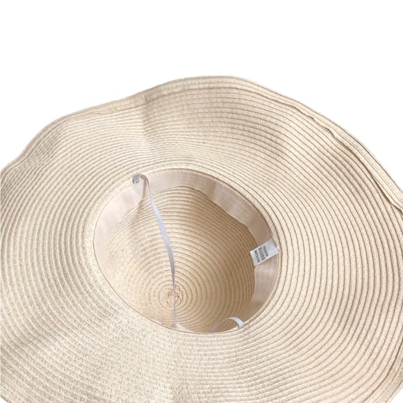 Women’s Wide Brim Paper Hat - Picture 4 of 6